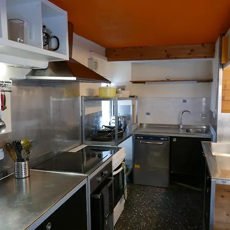 Resident Snowline Apartment *